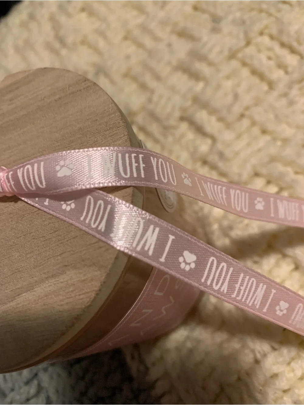 Pink Vanilla & Sandalwood Pet Candle - Picture 6 of 6